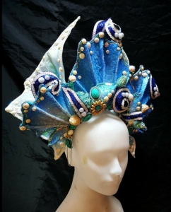 Details about   DaNeeNa H896 Queen of Mermaid Crystal Cabaret Showgirl pageant Headdress