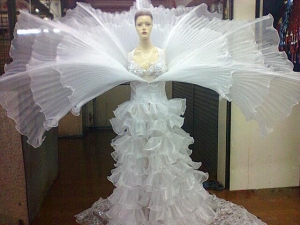 B031 White Flower Showgirl Dress Giant Collar Backpiece
