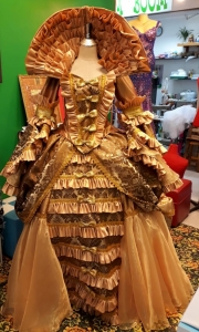 G039 Europeans Renaissance Queen Elizabeth Madonna Vogue Dress Gown