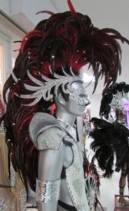 C061 Iron Hero Man Showgirl Mohawk Headdress