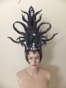H0122 Witch Medusa Feather Showgirl Headdress