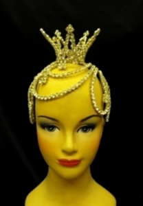 Q10 Queen Feather Showgirl Headdress