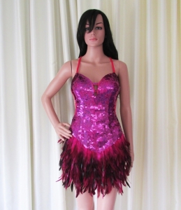R72 Sweet Bird Feather Showgirl Dress M